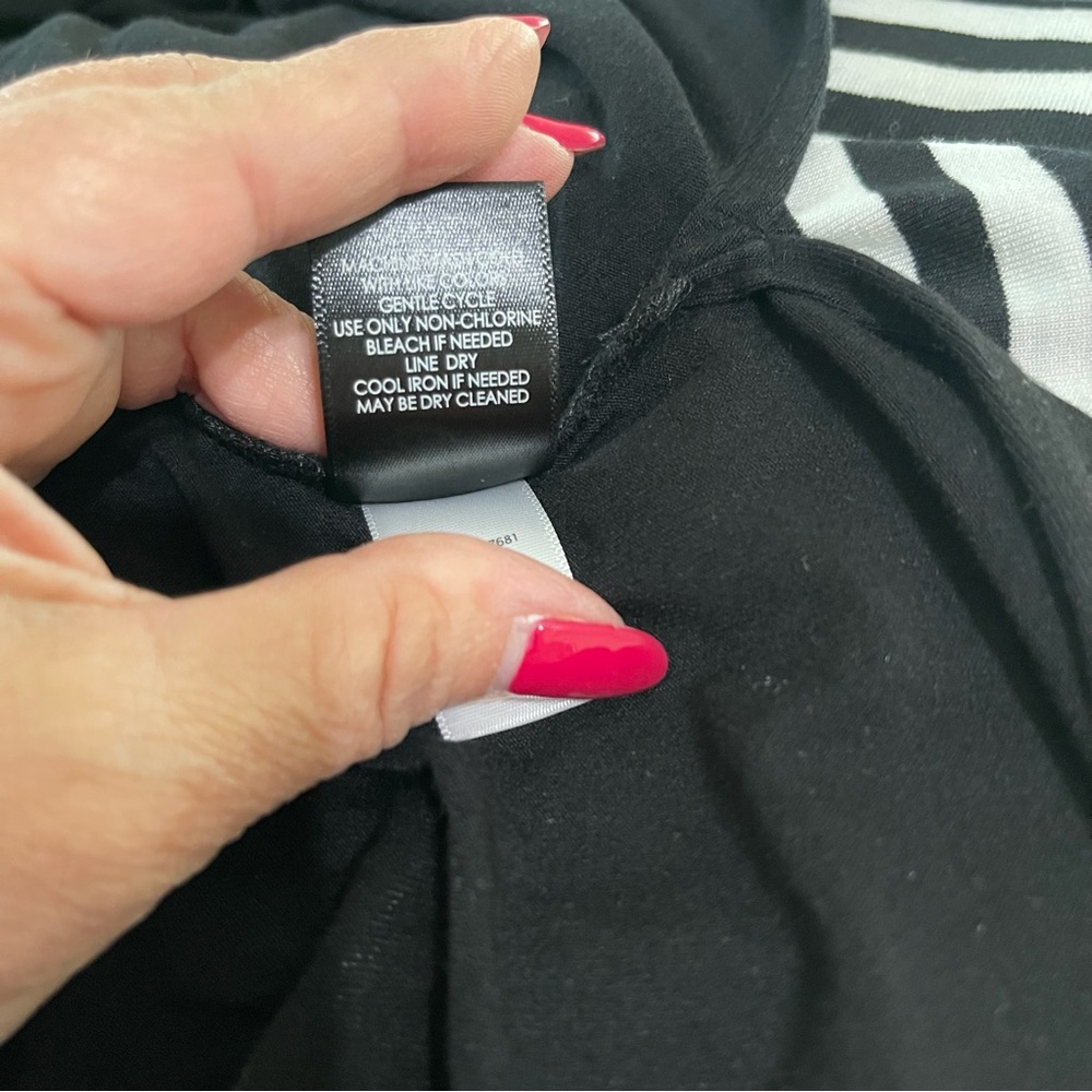 Torrid Black and White Striped Midi Dress with Pocket Size 00 M/L 10 NWT - Picture 9 of 10